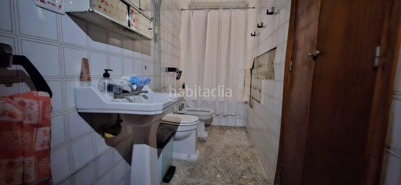 Foto af6f1053-f62b-4cc3-8ecd-c315c29b3a59. Casa amb aparcament a Pinoso