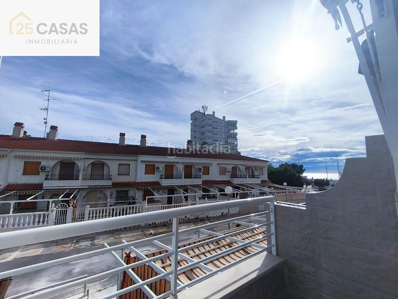 Foto a81e74da-4642-416e-a309-b6a9eb74fc7e. Casa amb aparcament a Playa Tamarit-Playa Lissa Santa Pola