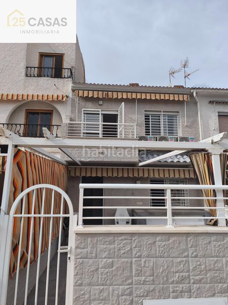 Foto ba0ef630-c0e4-454f-9873-4d3bdcc0c68e. Casa amb aparcament a Playa Tamarit-Playa Lissa Santa Pola