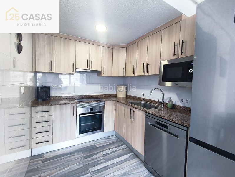 Foto e812b866-ffcb-4eac-a360-79d78dbc4576. Casa amb aparcament a Playa Tamarit-Playa Lissa Santa Pola