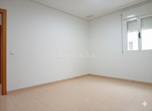 Foto 6b208d50-6f0f-4749-bce0-9c00b92d25ad. Pis amb calefacció aparcament a Torrellano Elche / Elx