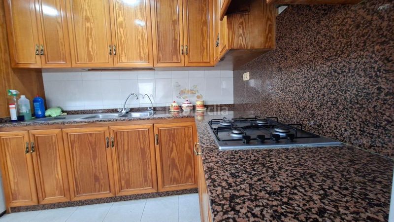 Foto c2390954-8bd7-4b0a-8b33-50e7a95e1f77. Casa a Norte Santa Pola