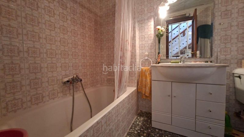 Foto 12731a39-ad0d-437b-a7ab-6c28ce5138c5. Casa amb aparcament a Centro Santa Pola