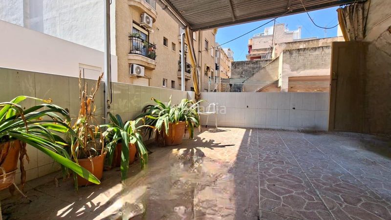 Foto 2583a57e-3199-4492-9c97-d92b8b4ed21e. Casa amb aparcament a Centro Santa Pola