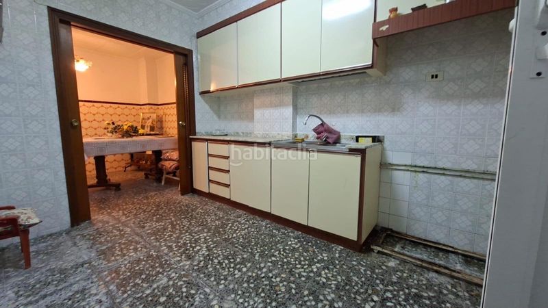 Foto 86d86183-4b7a-48ce-abab-5a91cdd81305. Casa amb aparcament a Centro Santa Pola