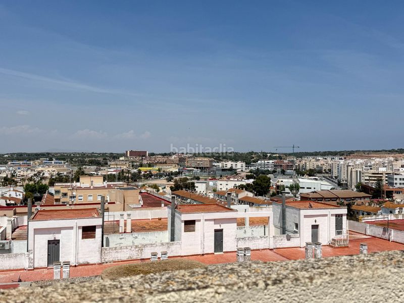 Foto 931382e9-1caf-4f41-97b3-ec9ce2db03a3. Àtic a Centro Santa Pola