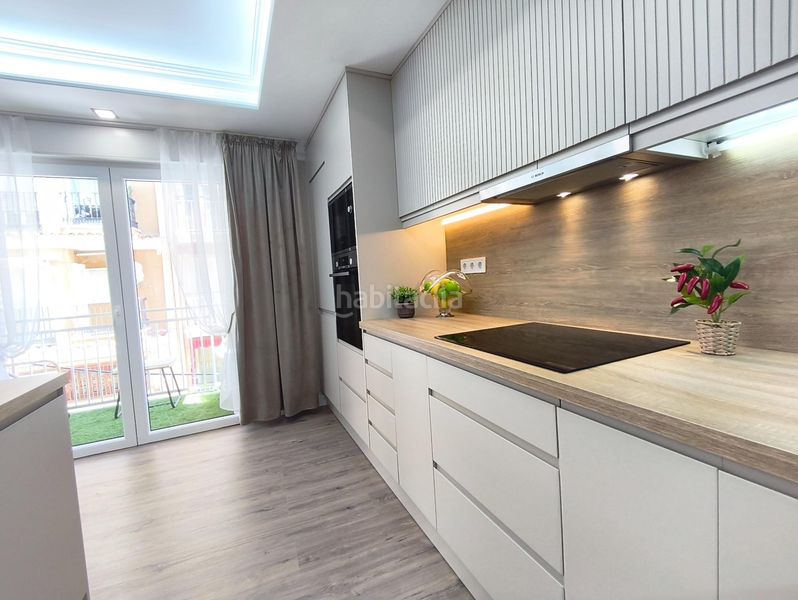 Foto f2dc7a9b-1ff8-46cf-8595-fc6c7f839717. Apartament amb calefacció a Playa Levante Santa Pola