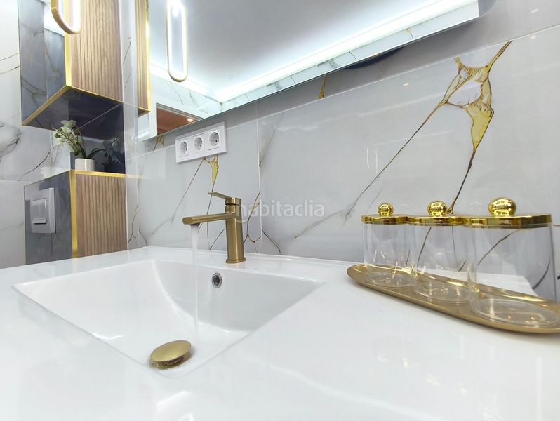 Foto f341923e-1e8b-4953-b031-237641e91af4. Apartament amb calefacció a Playa Levante Santa Pola