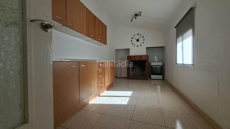 Foto acaa5834-6a78-4a65-ab92-1c3ee34b2d33. Masia a avenida monover 15 a Monòver