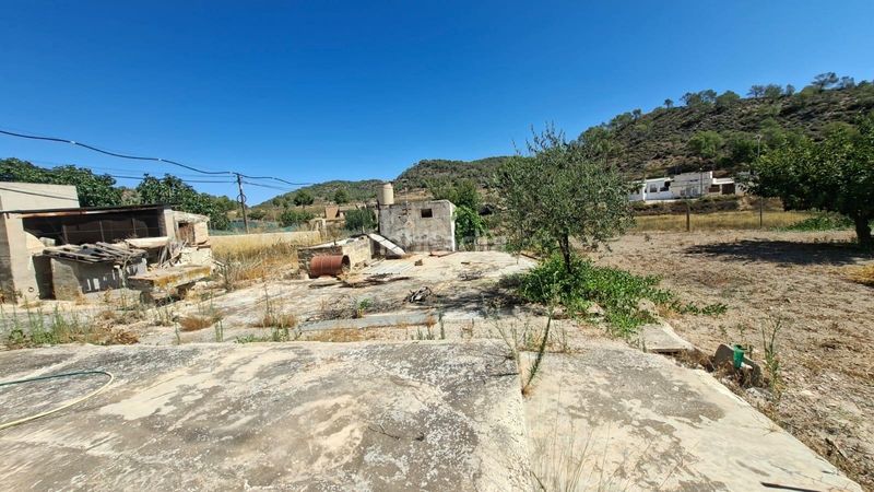 Foto 2c479abd-d0c1-4f3a-b679-5e371318aa7c. Masia amb aparcament a Monòver