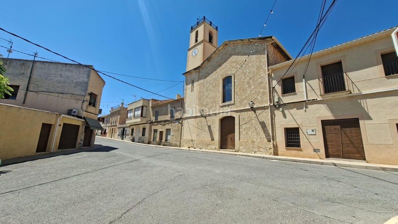 Foto 43bcdd10-ce90-4adc-9e3d-d25291b2a564. Masia amb aparcament a Monòver