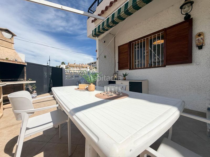 Foto cf5aaeb6-c98b-482c-97fc-adc8e0e22088. Casa adossada amb calefacció aparcament a Gran Playa Santa Pola
