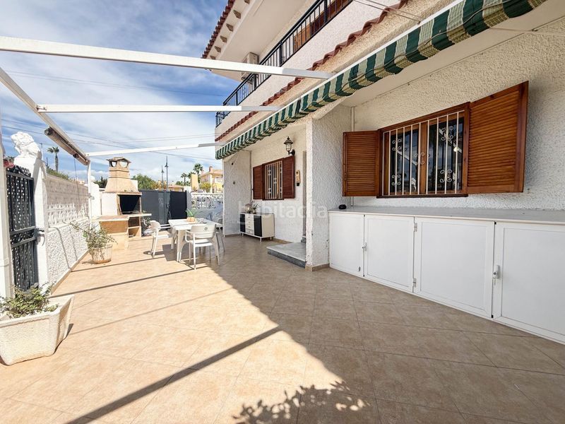Foto fe033ca3-5d3f-42fa-b860-31d20f760fe8. Casa adossada amb calefacció aparcament a Gran Playa Santa Pola