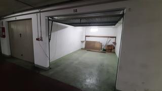 Aparcament cotxe  Carrer del pintor clarós