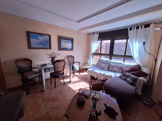 Etagenwohnung  Carrer dels patilots. Piso en buen estado