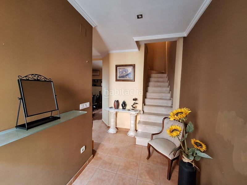 Foto c2057e63-def9-41f1-b7c5-4bb1f23437ed. Casa adossada amb aparcament a Sueca Sueca