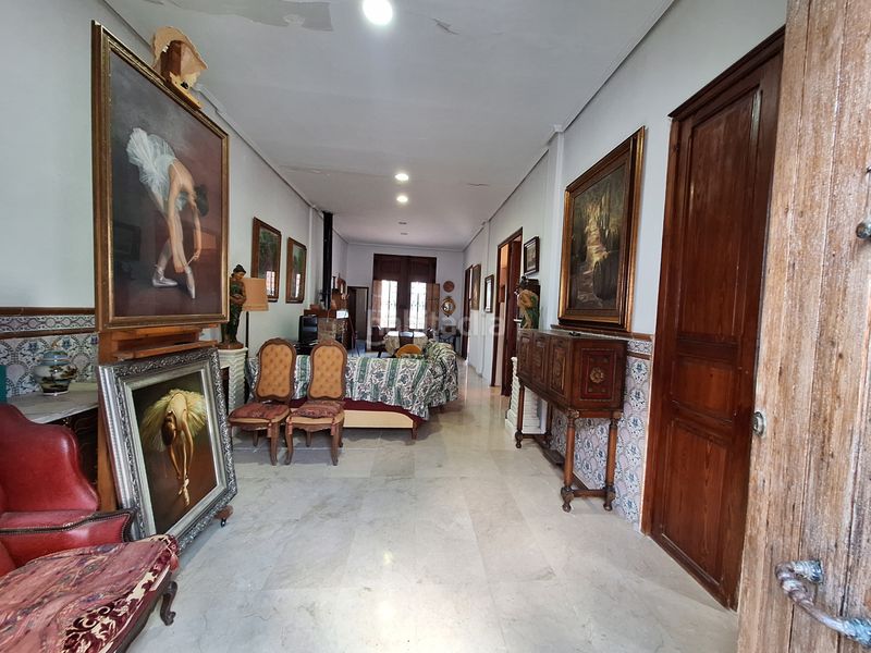 Foto 0a155b8b-feaf-479d-a580-7f8a7bd7be76. Casa amb xemeneia a Estivella