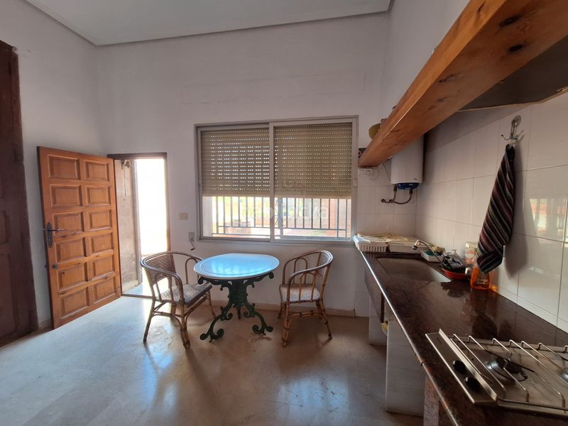 Foto 5c646ead-c9f1-4571-8a8d-8748f82f7a6a. Casa amb xemeneia a Estivella