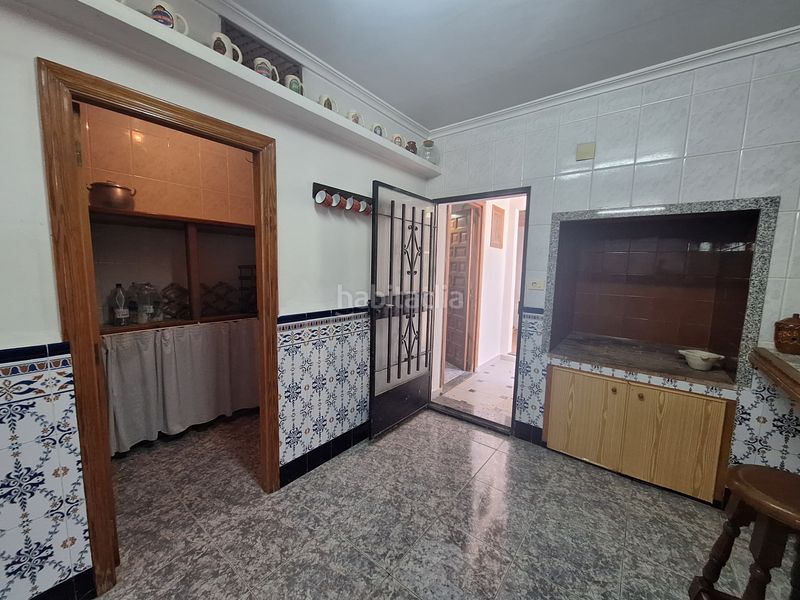 Foto a547981c-35b1-47b4-87b7-699df784b246. Xalet amb xemeneia piscina a Llaurí