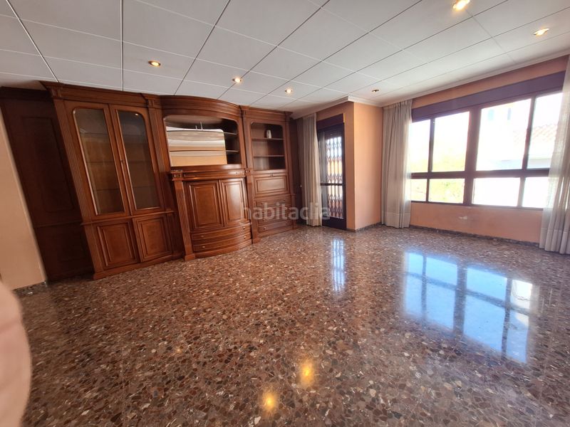 Foto e7cb26fc-bec6-4468-8581-262104789df9. Pis a Sueca Sueca