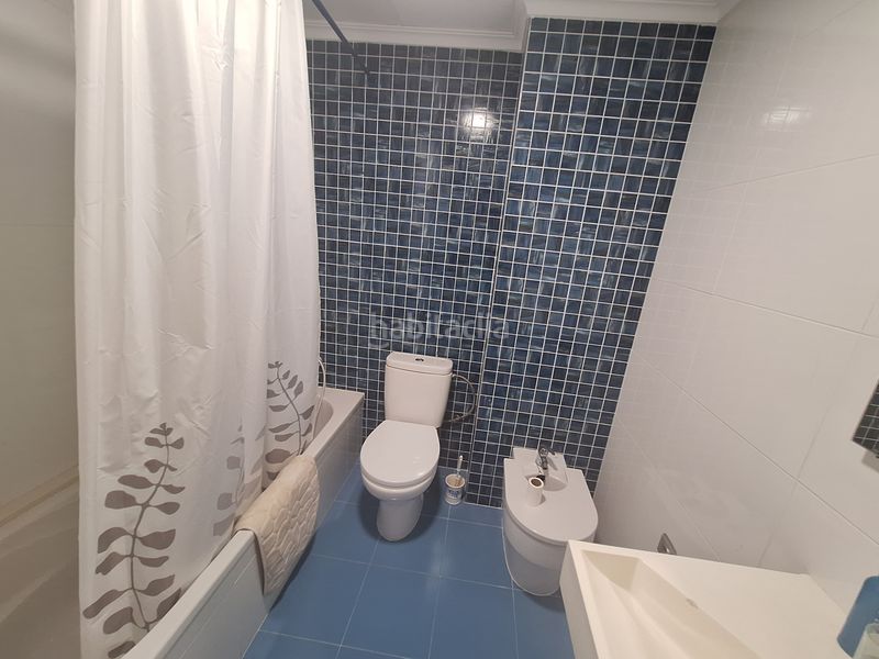 Foto fdc53859-9830-4289-9671-980ba840f6bd. Casa adossada amb aparcament a Sueca Sueca