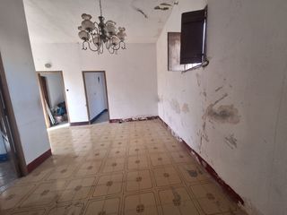 Casa a Llaurí. Casa para reformar