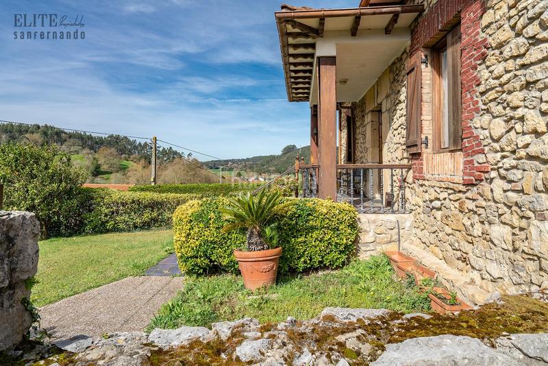 Foto 6ae47aa1-02ce-4ba0-a4d5-56d572aad65a. Haus mit parking in Ribamontán al Monte