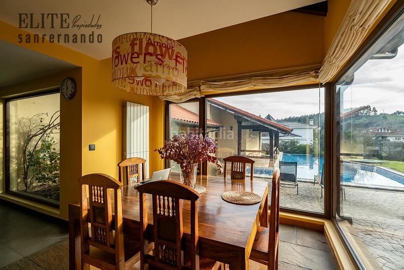 Foto 29a4c049-0257-4fc5-9ebb-ad9b9124c872. Chalet avec chauffage parking piscine dans Santillana del Mar