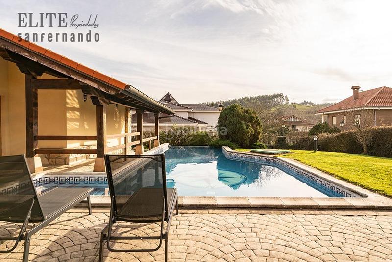 Foto a40b9992-8a34-415c-bf5e-d3ca5a7cfccd. Chalet avec chauffage parking piscine dans Santillana del Mar