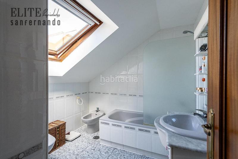 Foto 98a8858e-dada-4778-b7cc-581a2c50704e. Haus mit heizung in El Sardinero Santander