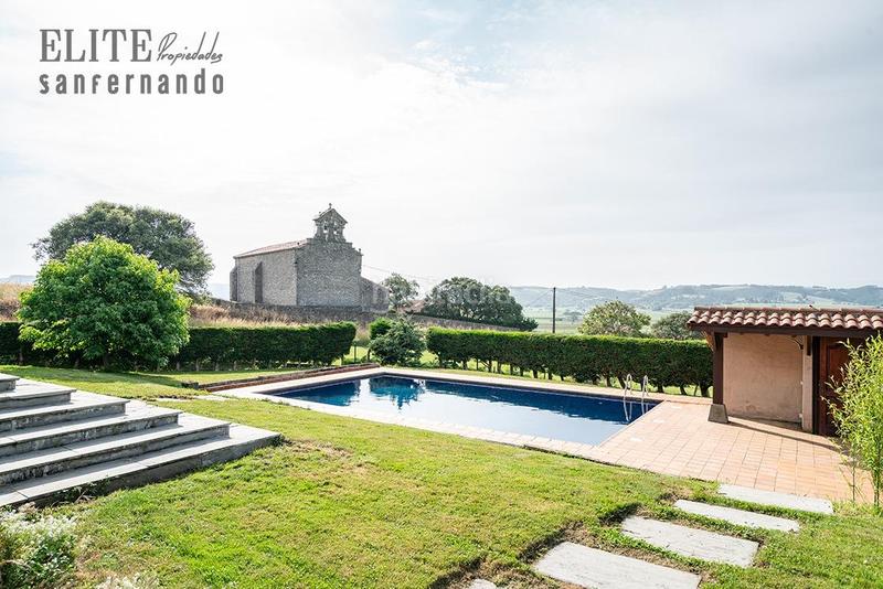 Foto 171a588e-6d43-4d40-b594-b373e937050b. Casa con riscaldamento parcheggio piscina in Langre Ribamontán al Mar