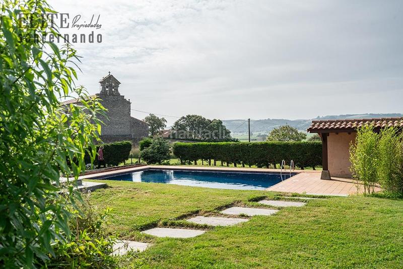 Foto 68dd3dd7-ad1e-48ee-9588-81bae33855dc. Casa con riscaldamento parcheggio piscina in Langre Ribamontán al Mar