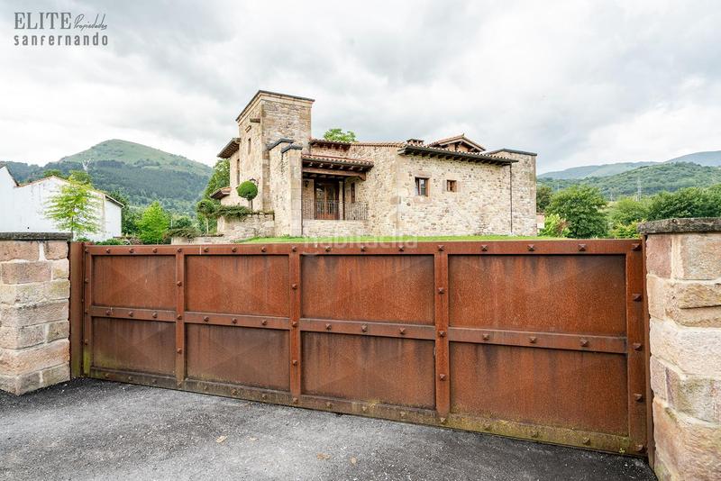 Foto b858bd7f-e7d9-4316-a579-cb73f6130c42. Maison avec chauffage parking dans Bárcena de Pie de Concha