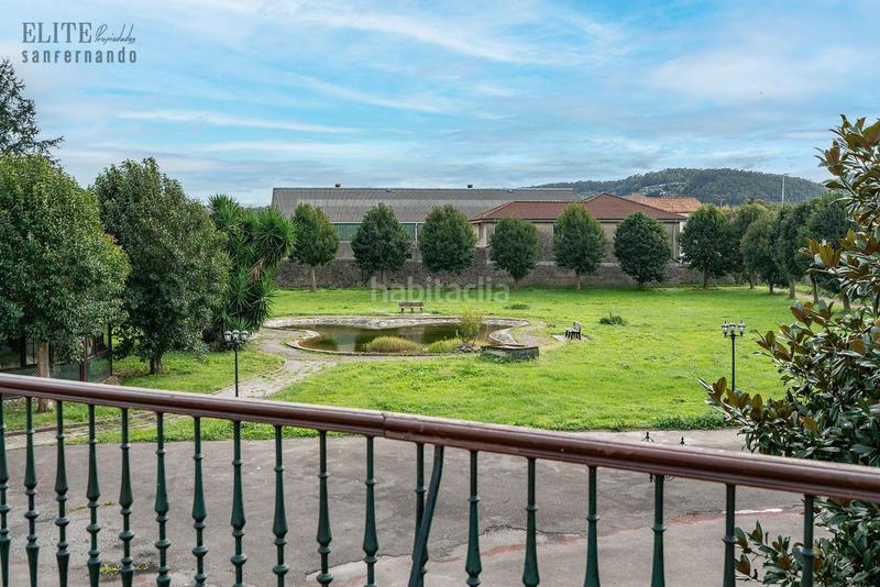 Foto 12b67cc1-7eb8-49a6-93f2-2e91fb9ba6f8. Casa amb calefacció aparcament a Marina de Cudeyo