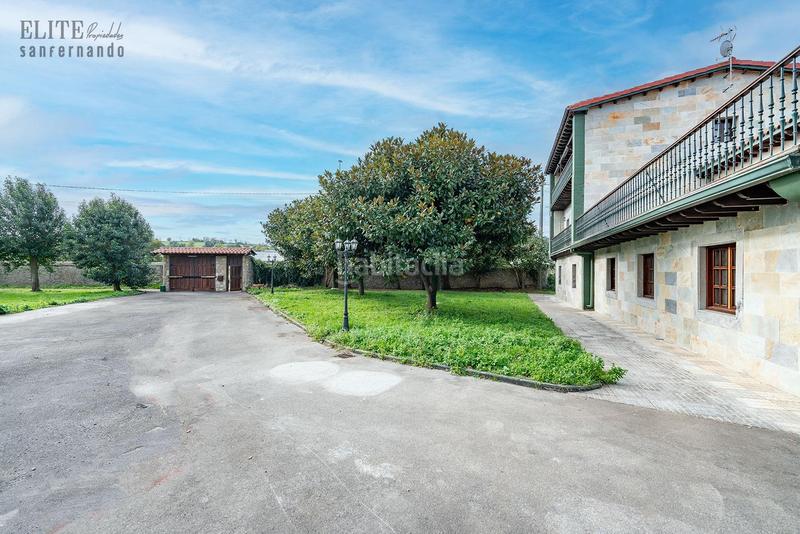 Foto 34efd487-db9c-4e07-bd11-b4f55172bed2. Casa amb calefacció aparcament a Marina de Cudeyo