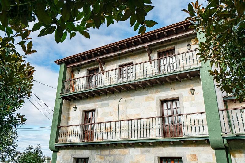 Foto c935d3b2-4b35-4f11-bab7-302c48467ba1. Casa amb calefacció aparcament a Marina de Cudeyo