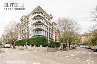 Etagenwohnung  Calle del doctor diego madrazo. Vivir frente al cantábrico  exclusiva vivienda en el navío con v