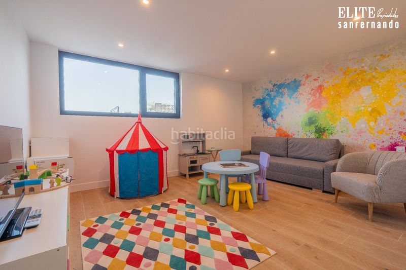 Foto 74313655-f54a-49bc-b0c0-698a405ba497. Casa con parcheggio piscina in Suances