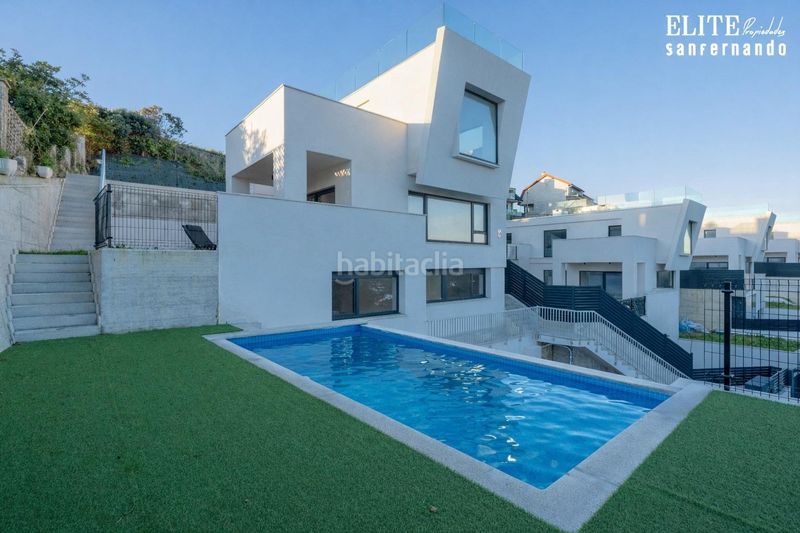 Foto cf3d2736-c876-4363-8c7d-0809b207f05d. Casa con parcheggio piscina in Suances