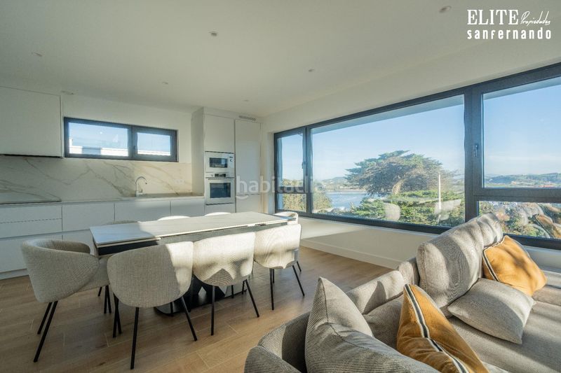 Foto ea8083f9-6b0f-42b2-8b8a-8747f50dd3cc. Casa con parcheggio piscina in Suances