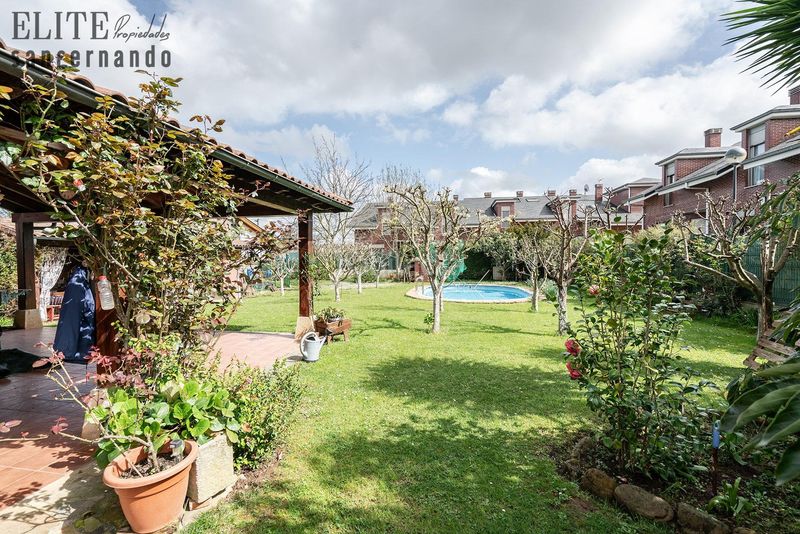 Foto ae7d0905-7017-4966-a0b5-0c7ad8fdfec8. Xalet amb calefacció aparcament piscina a Tanos Torrelavega