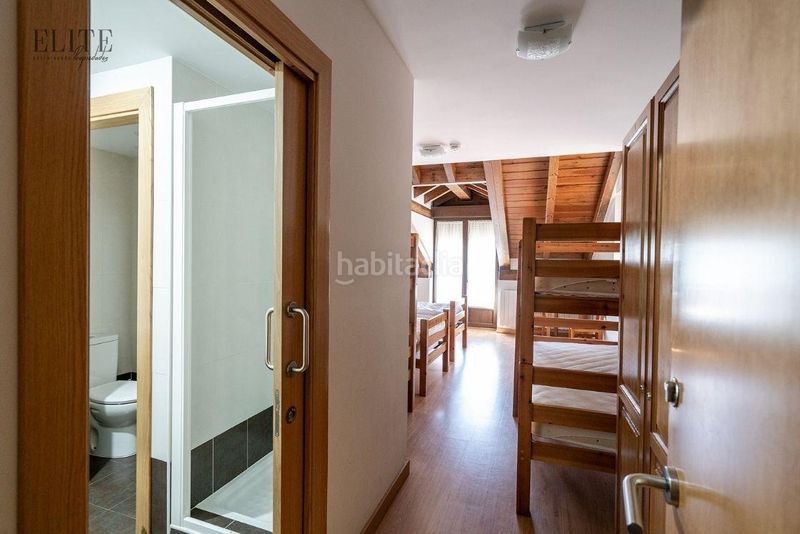 Foto afa8c9fe-ebc7-4d1c-9f6f-d5a2fdfd327a. Casa amb calefacció a Vega de Liébana