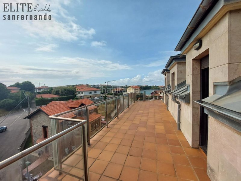 Foto 779bce32-8582-4f70-a928-d4f105b6e50d. Pis amb aparcament a Suances