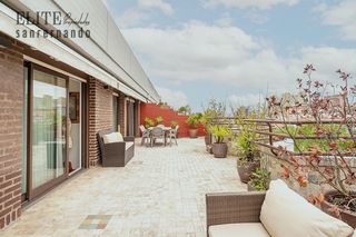 Penthouse  San fernando. Ático único en calle san fernando  espacio, luz y una terraza ir