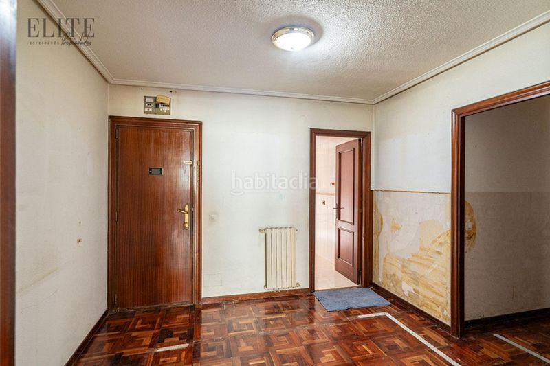 Foto 19de4d5e-c11e-46e3-9123-5517bfe1391c. Pis amb aparcament a Cuatro Caminos Santander