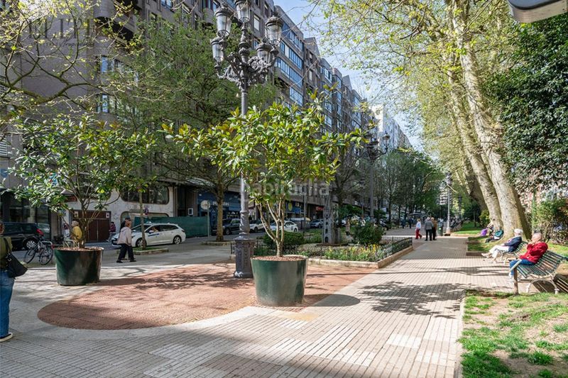 Foto 577876e2-0c22-4cc6-a749-b4bfd7f07d5a. Pis amb aparcament a Cuatro Caminos Santander