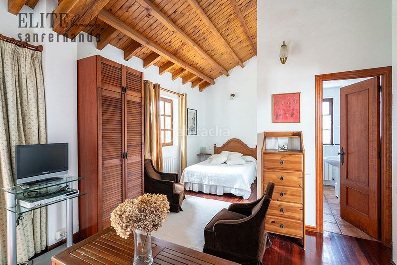 Foto 539ccbf1-fadd-4fca-a6e3-7d50b59f9fc0. Xalet amb aparcament a Ribamontán al Monte