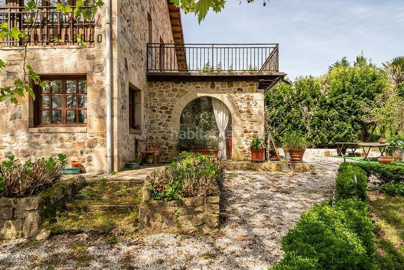 Foto ffbff87d-0497-49e6-b585-d8cde0d5b030. Xalet amb aparcament a Ribamontán al Monte