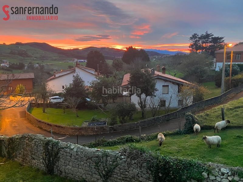 Foto a610dbc0-7bba-44d3-91fa-d470221bb519. Xalet amb calefacció a Suances