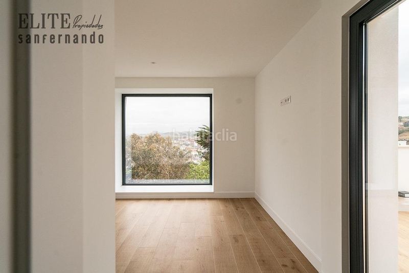 Foto ca06e9e9-bd83-49b8-8aa7-4ec3e308ee53. Casa amb calefacció aparcament piscina a Suances